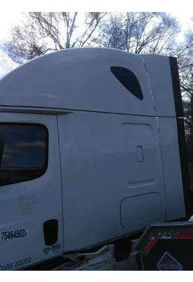 FREIGHTLINER CASCADIA 126 CAB