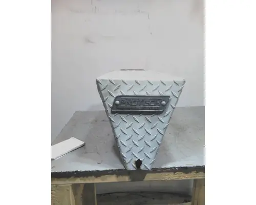 FREIGHTLINER CASCADIA 126 CHAIN HANGER