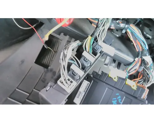 FREIGHTLINER CASCADIA 126 CHASSIS CONTROL MODULE (CCM)