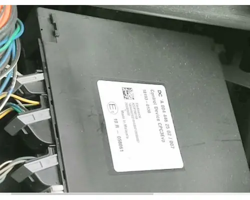 FREIGHTLINER CASCADIA 126 CHASSIS CONTROL MODULE (CCM)