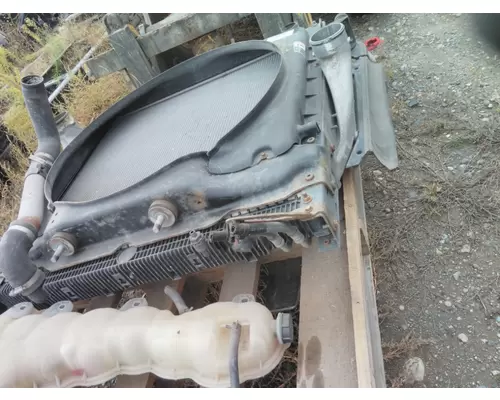 FREIGHTLINER CASCADIA 126 COOLING ASSEMBLY (RAD, COND, ATAAC)