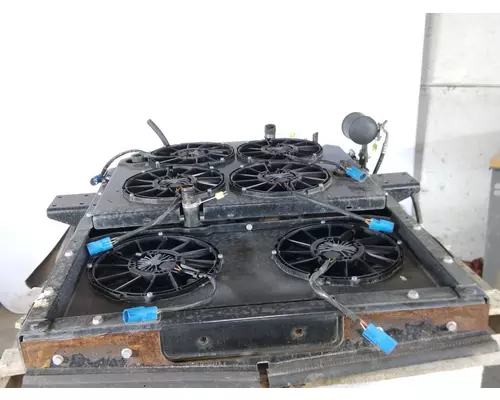 FREIGHTLINER CASCADIA 126 COOLING ASSEMBLY (RAD, COND, ATAAC)