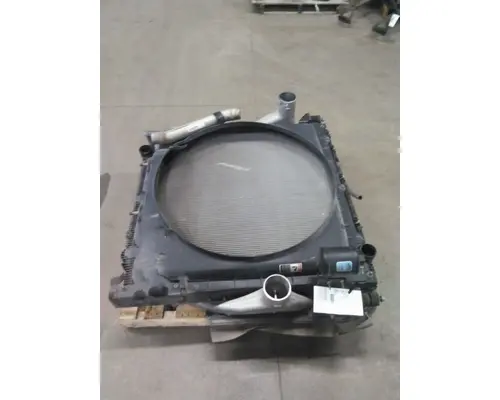 FREIGHTLINER CASCADIA 126 COOLING ASSEMBLY (RAD, COND, ATAAC)