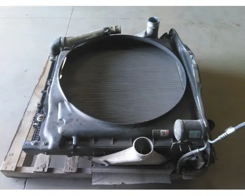 FREIGHTLINER CASCADIA 126 COOLING ASSEMBLY (RAD, COND, ATAAC)