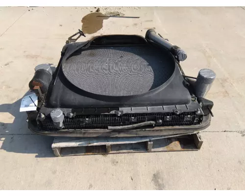 FREIGHTLINER CASCADIA 126 COOLING ASSEMBLY (RAD, COND, ATAAC)