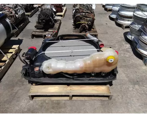 FREIGHTLINER CASCADIA 126 COOLING ASSEMBLY (RAD, COND, ATAAC)