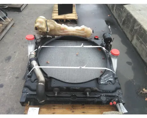 FREIGHTLINER CASCADIA 126 COOLING ASSEMBLY (RAD, COND, ATAAC)