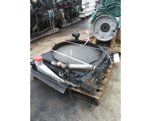 FREIGHTLINER CASCADIA 126 COOLING ASSEMBLY (RAD, COND, ATAAC)