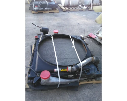 FREIGHTLINER CASCADIA 126 COOLING ASSEMBLY (RAD, COND, ATAAC)