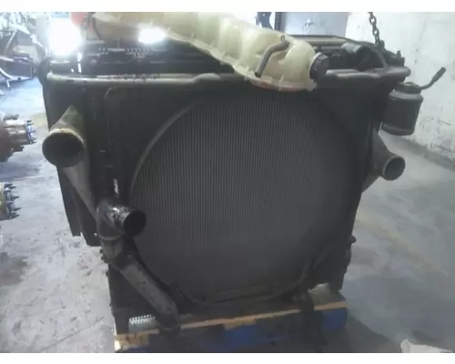 FREIGHTLINER CASCADIA 126 COOLING ASSEMBLY (RAD, COND, ATAAC)