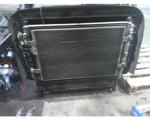 FREIGHTLINER CASCADIA 126 COOLING ASSEMBLY (RAD, COND, ATAAC)