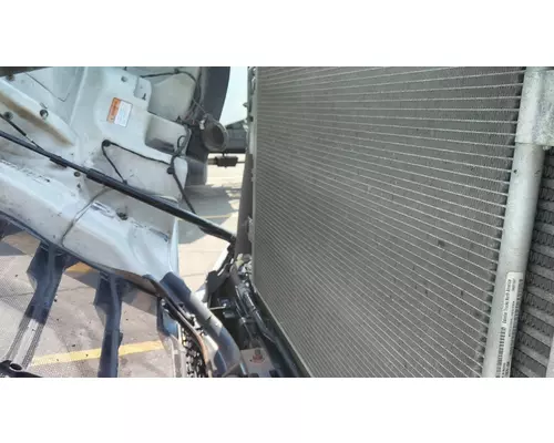 FREIGHTLINER CASCADIA 126 COOLING ASSEMBLY (RAD, COND, ATAAC)