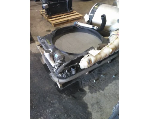 FREIGHTLINER CASCADIA 126 COOLING ASSEMBLY (RAD, COND, ATAAC)