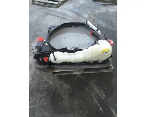 FREIGHTLINER CASCADIA 126 COOLING ASSEMBLY (RAD, COND, ATAAC)