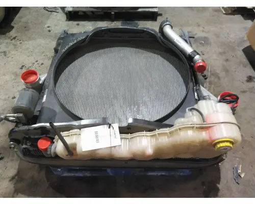 FREIGHTLINER CASCADIA 126 COOLING ASSEMBLY (RAD, COND, ATAAC)