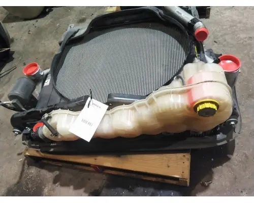 FREIGHTLINER CASCADIA 126 COOLING ASSEMBLY (RAD, COND, ATAAC)