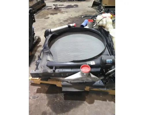 FREIGHTLINER CASCADIA 126 COOLING ASSEMBLY (RAD, COND, ATAAC)