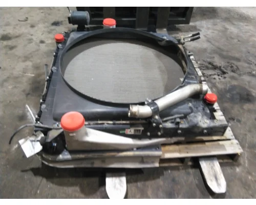 FREIGHTLINER CASCADIA 126 COOLING ASSEMBLY (RAD, COND, ATAAC)