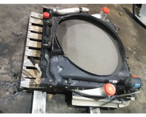 FREIGHTLINER CASCADIA 126 COOLING ASSEMBLY (RAD, COND, ATAAC)