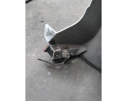 FREIGHTLINER CASCADIA 126 COWL