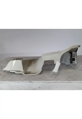 FREIGHTLINER CASCADIA 126 COWL