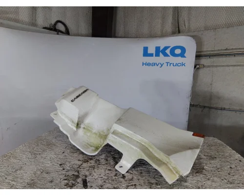 FREIGHTLINER CASCADIA 126 COWL