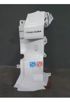 FREIGHTLINER CASCADIA 126 COWL