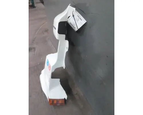 FREIGHTLINER CASCADIA 126 COWL