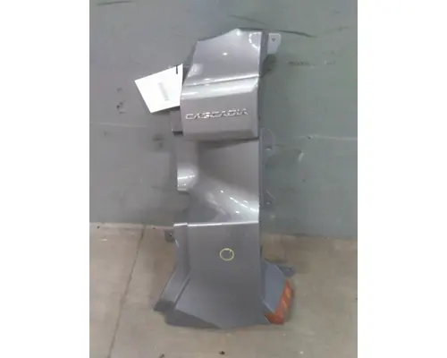 FREIGHTLINER CASCADIA 126 COWL