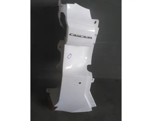 FREIGHTLINER CASCADIA 126 COWL