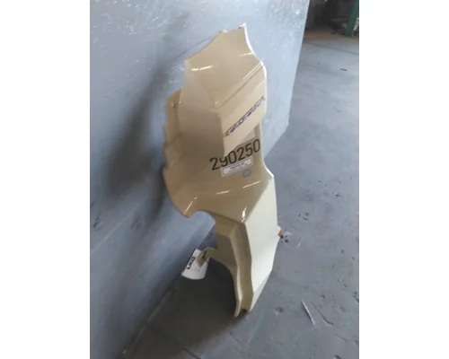 FREIGHTLINER CASCADIA 126 COWL