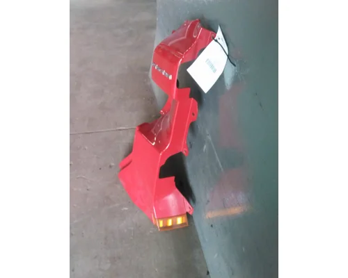 FREIGHTLINER CASCADIA 126 COWL