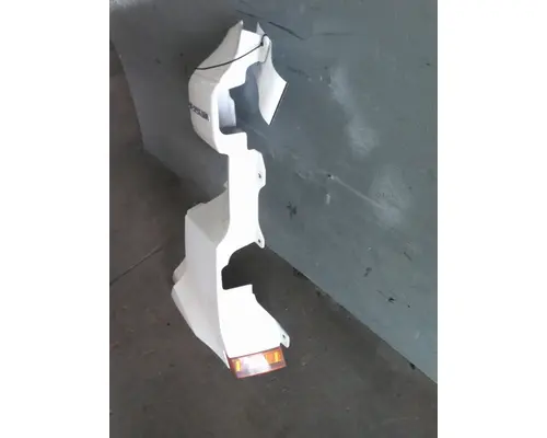 FREIGHTLINER CASCADIA 126 COWL