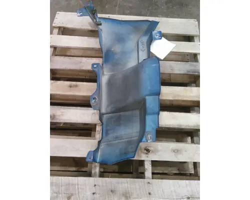 FREIGHTLINER CASCADIA 126 COWL