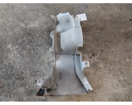 FREIGHTLINER CASCADIA 126 COWL