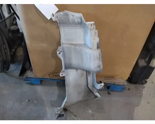 FREIGHTLINER CASCADIA 126 COWL