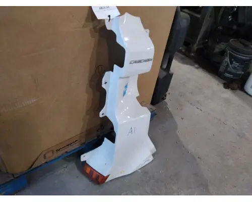 FREIGHTLINER CASCADIA 126 COWL