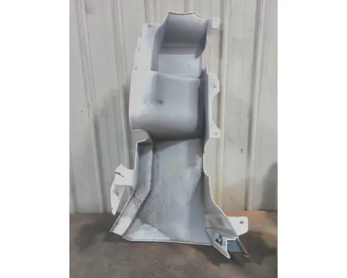 FREIGHTLINER CASCADIA 126 COWL