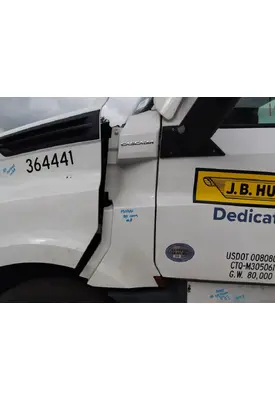 FREIGHTLINER CASCADIA 126 COWL
