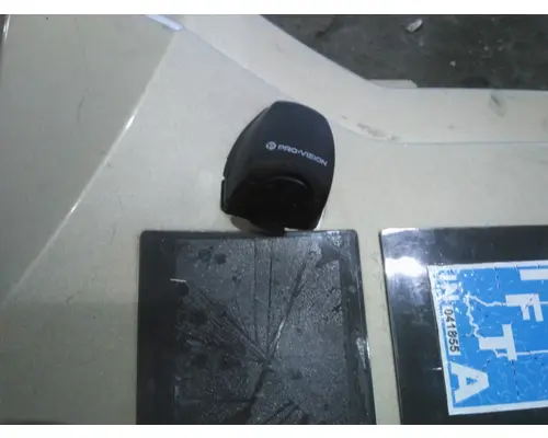 FREIGHTLINER CASCADIA 126 COWL