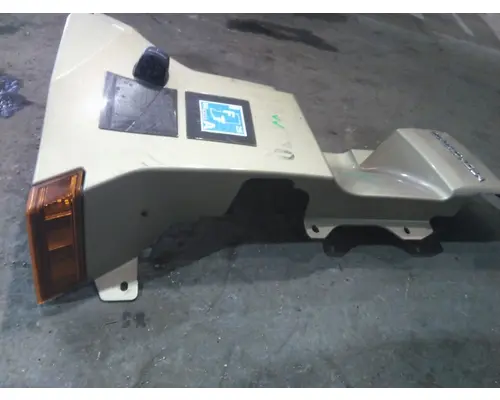 FREIGHTLINER CASCADIA 126 COWL