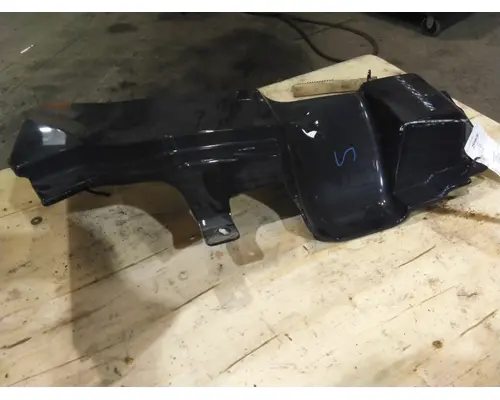 FREIGHTLINER CASCADIA 126 COWL