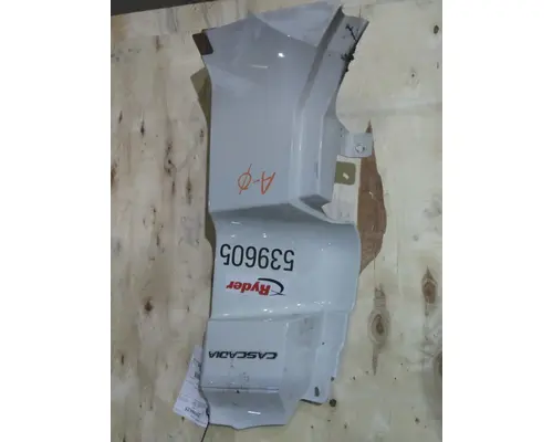 FREIGHTLINER CASCADIA 126 COWL