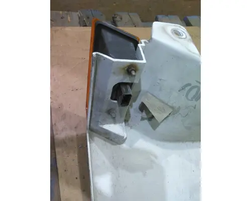 FREIGHTLINER CASCADIA 126 COWL