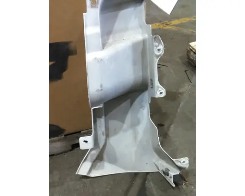 FREIGHTLINER CASCADIA 126 COWL