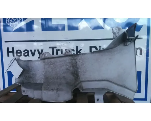 FREIGHTLINER CASCADIA 126 COWL