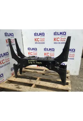 FREIGHTLINER CASCADIA 126 CROSSMEMBER