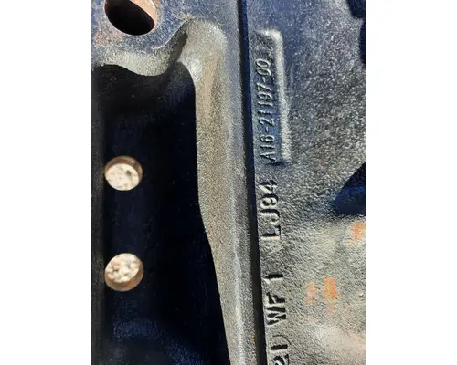 FREIGHTLINER CASCADIA 126 CROSSMEMBER