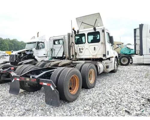 FREIGHTLINER CASCADIA 126 Complete Vehicle