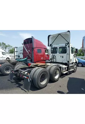 FREIGHTLINER CASCADIA 126 Complete Vehicle